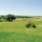 Σπίτι διακοπών Gorgeous Home In Staubin De Cadelech