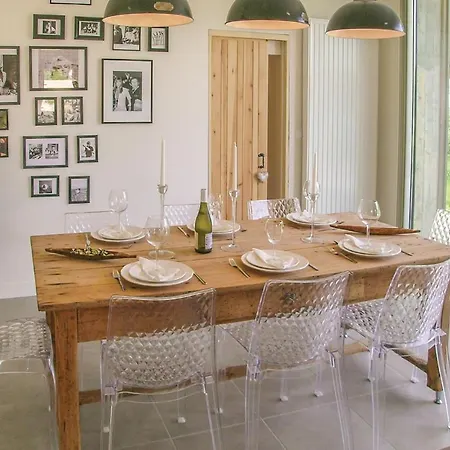 Dom wakacyjny 3 Bedroom Cozy In St,aubin De Cadeleche *